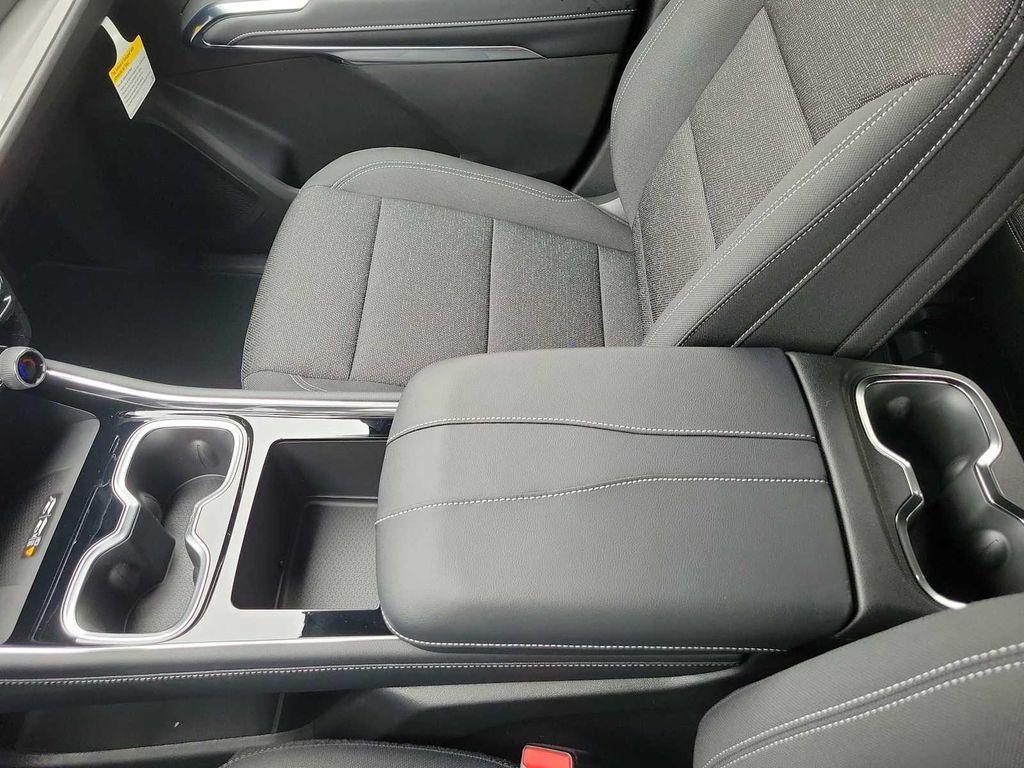 new 2026 Chevrolet Traverse car, priced at $42,795