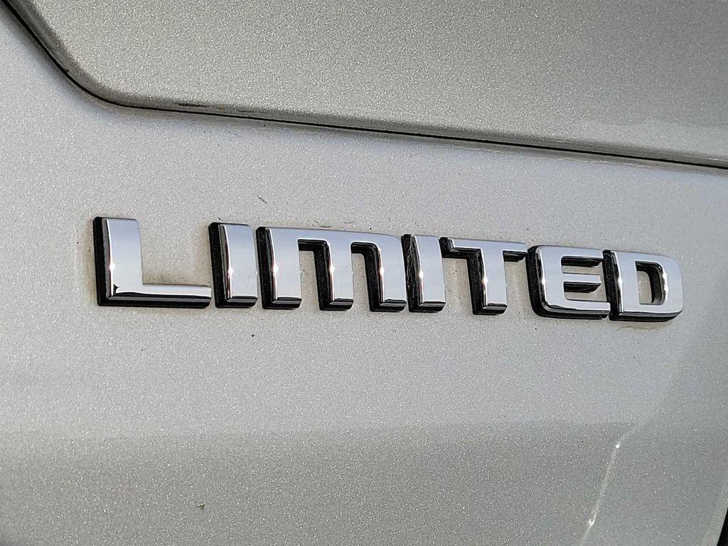 used 2023 Jeep Grand Cherokee car, priced at $29,000