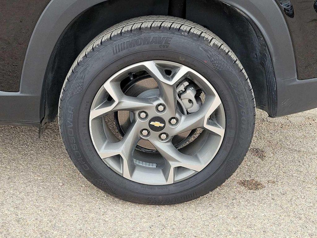 used 2025 Chevrolet Trax car, priced at $24,995