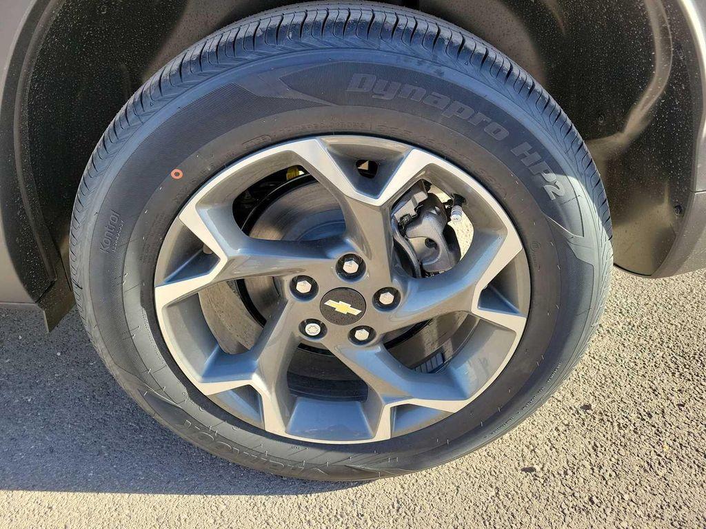 new 2026 Chevrolet Trax car, priced at $25,090