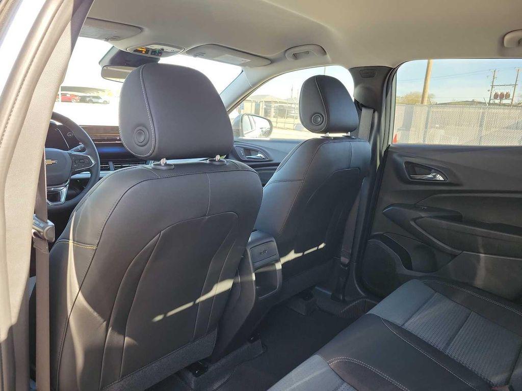 new 2026 Chevrolet Trax car, priced at $25,090