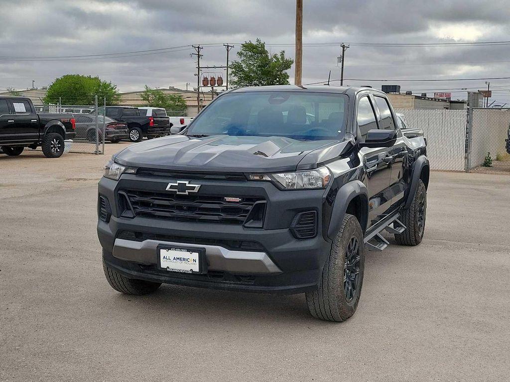used 2024 Chevrolet Colorado car