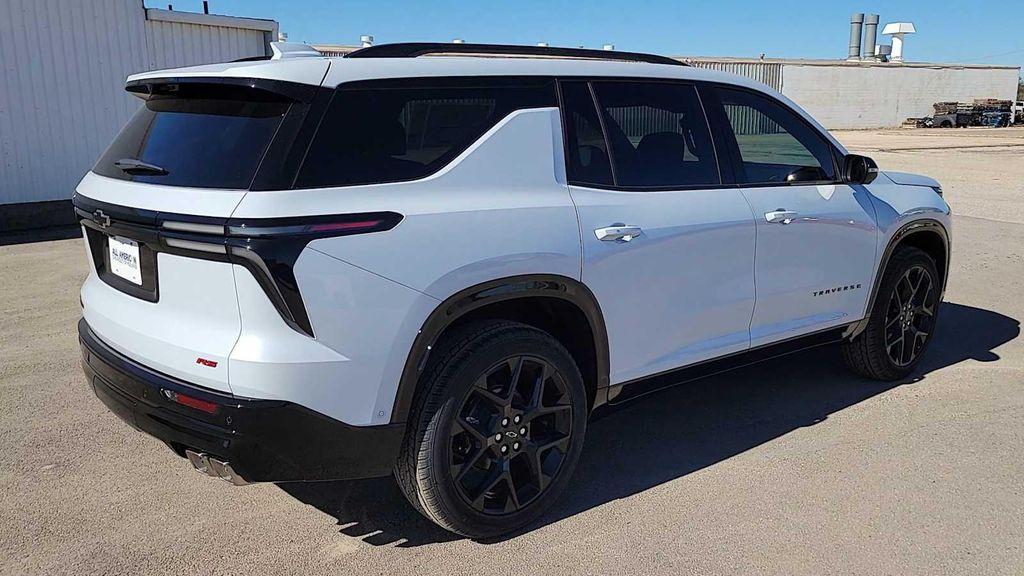 new 2026 Chevrolet Traverse car, priced at $58,290