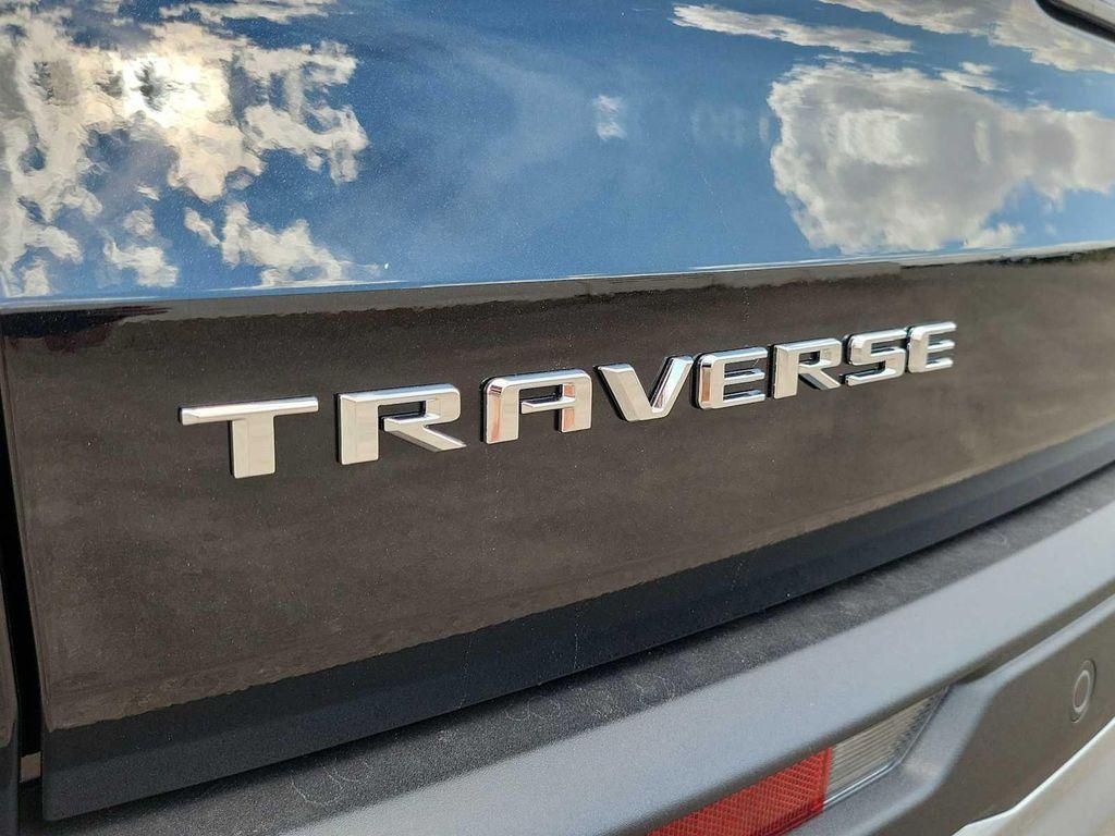 new 2026 Chevrolet Traverse car, priced at $43,170