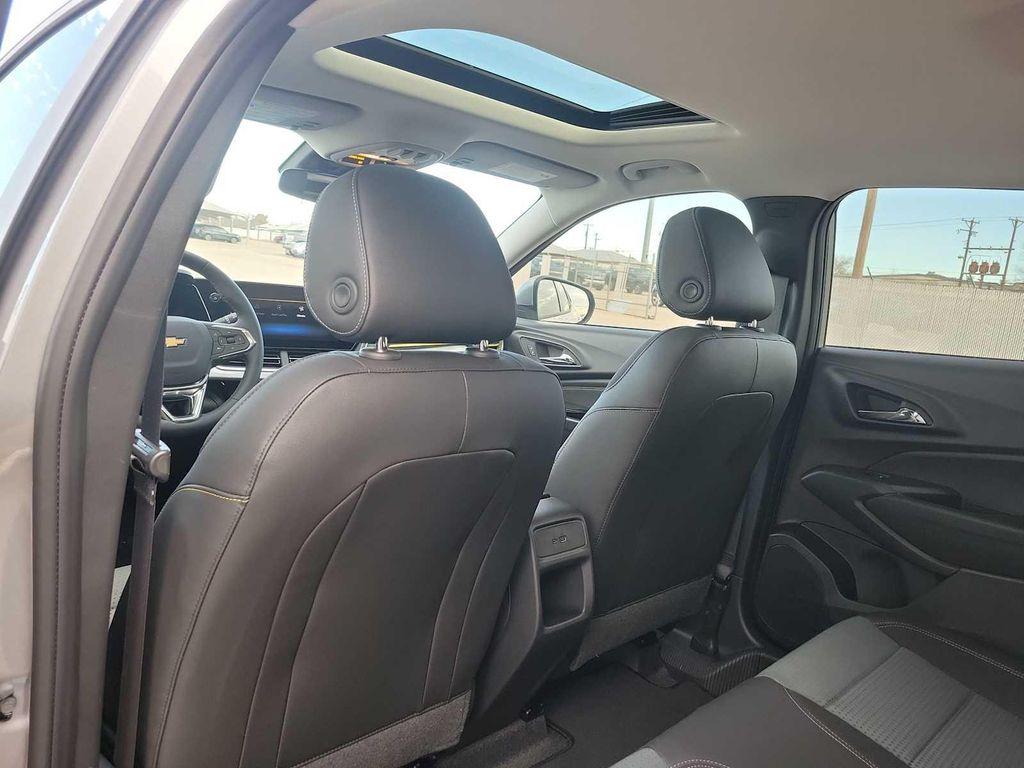 new 2026 Chevrolet Trax car, priced at $25,485