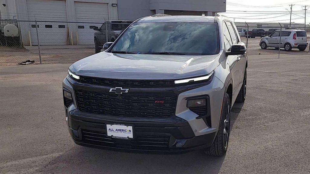 new 2026 Chevrolet Traverse car, priced at $57,295