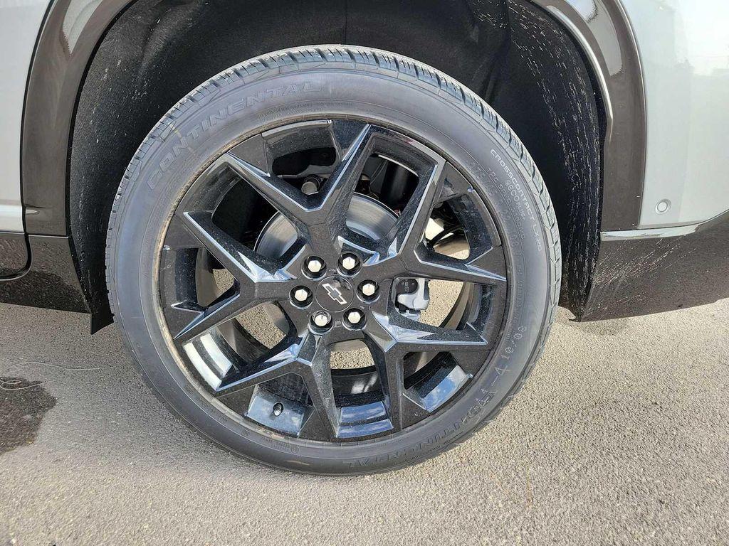 new 2026 Chevrolet Traverse car, priced at $57,295