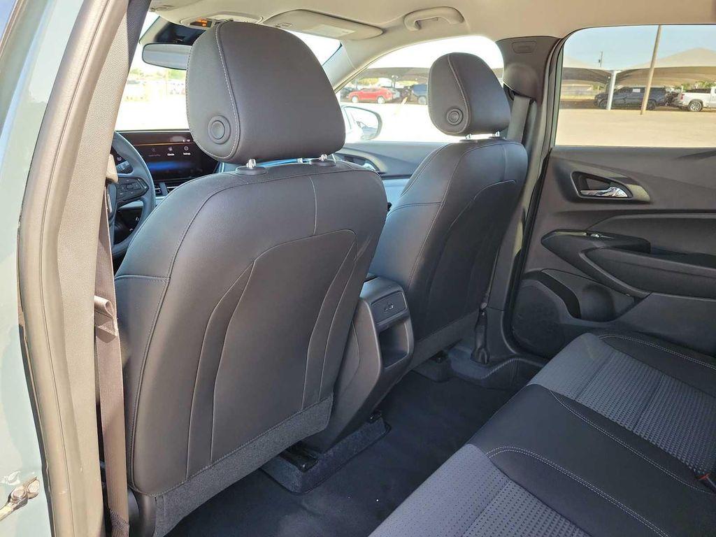 used 2025 Chevrolet Trax car, priced at $24,995