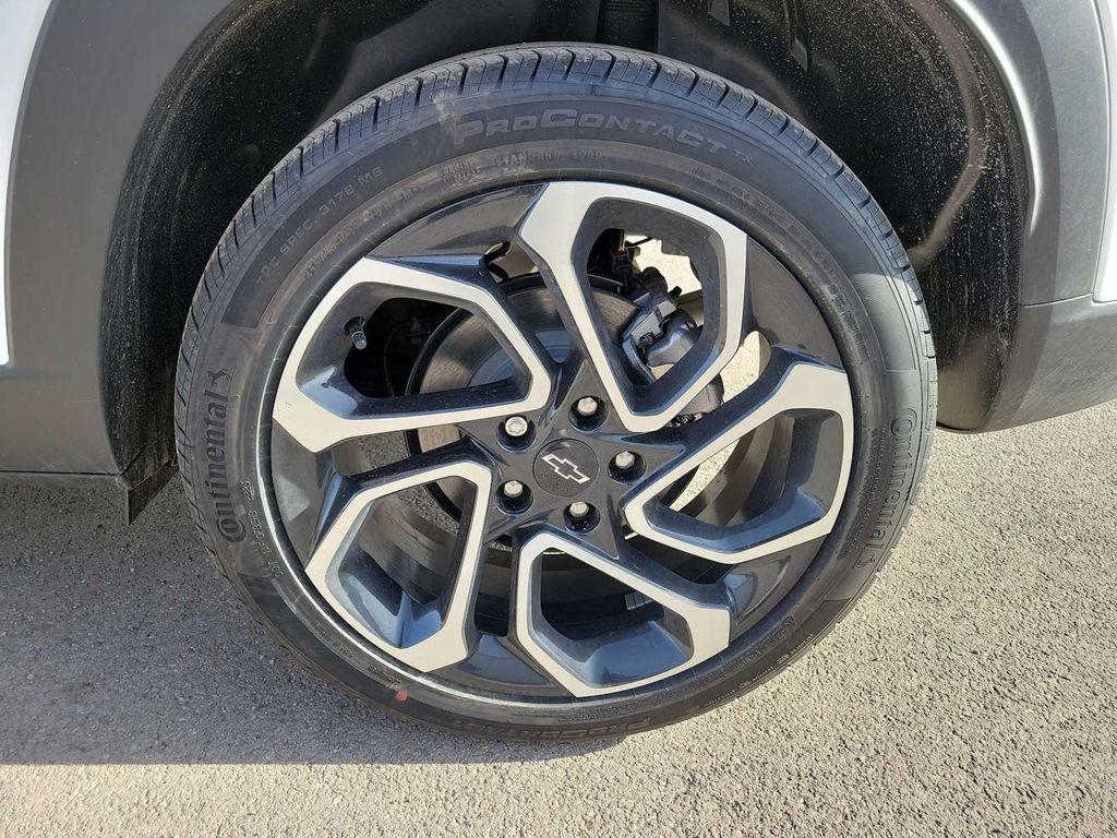 new 2026 Chevrolet Trax car, priced at $28,885