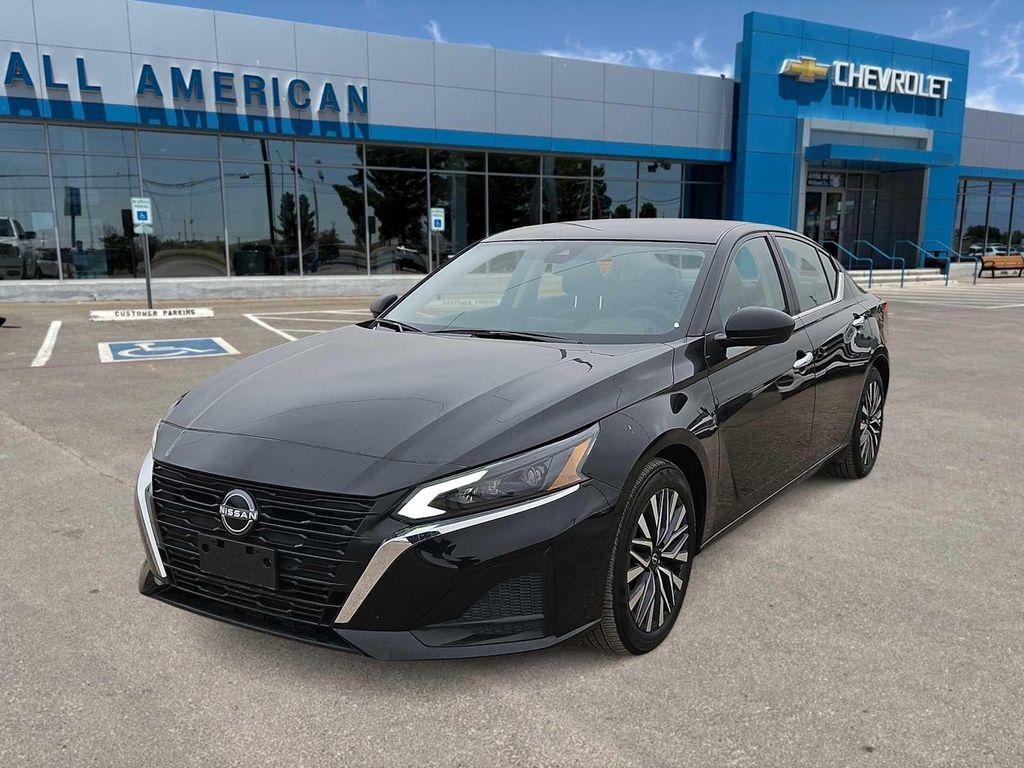 used 2025 Nissan Altima car, priced at $22,995