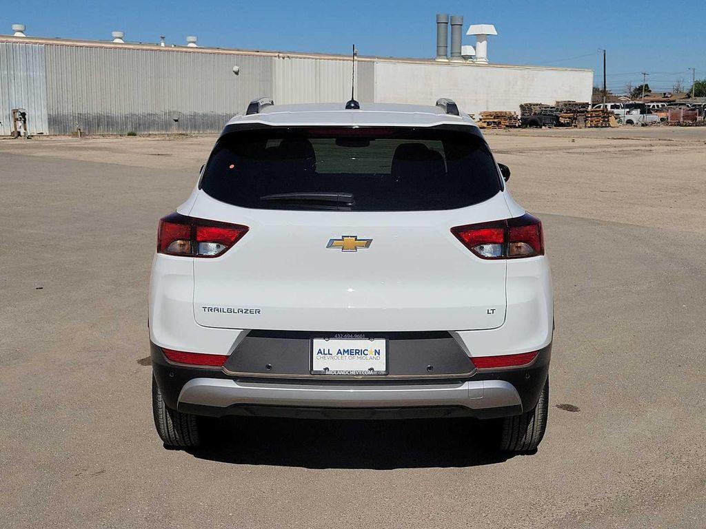 new 2026 Chevrolet TrailBlazer car, priced at $29,175