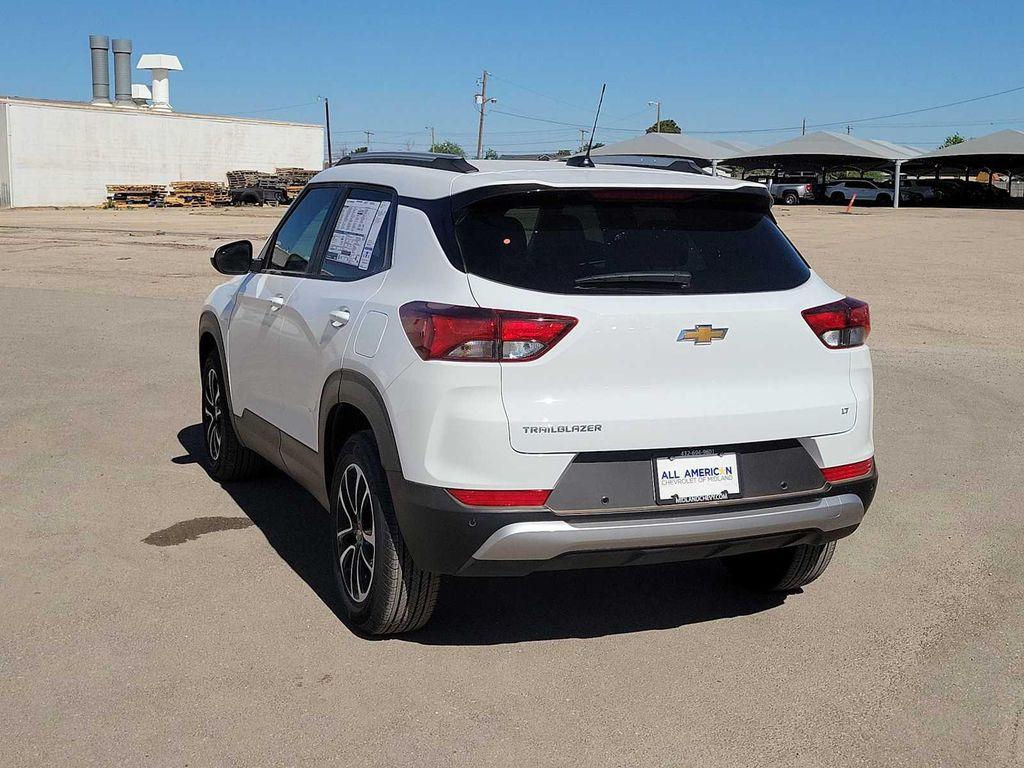 new 2026 Chevrolet TrailBlazer car, priced at $29,175