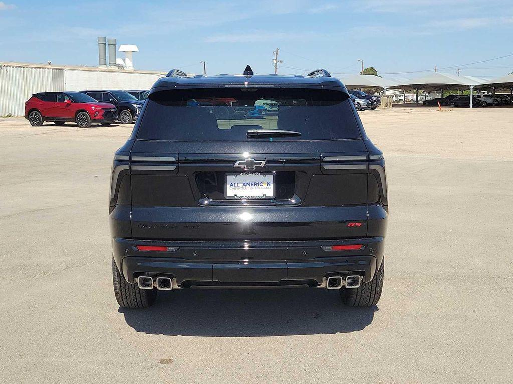 new 2026 Chevrolet Traverse car, priced at $60,895