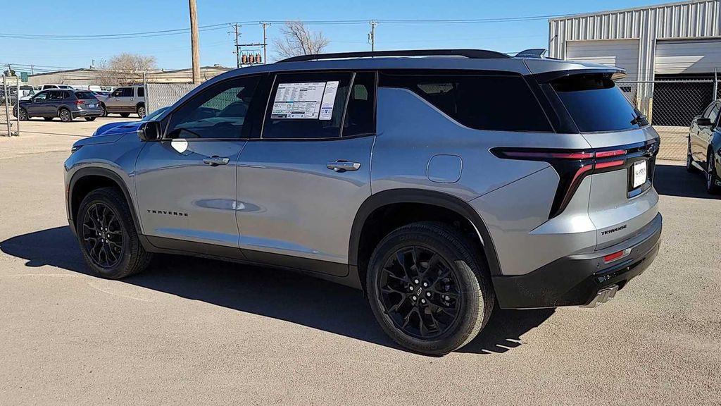 new 2026 Chevrolet Traverse car, priced at $46,205