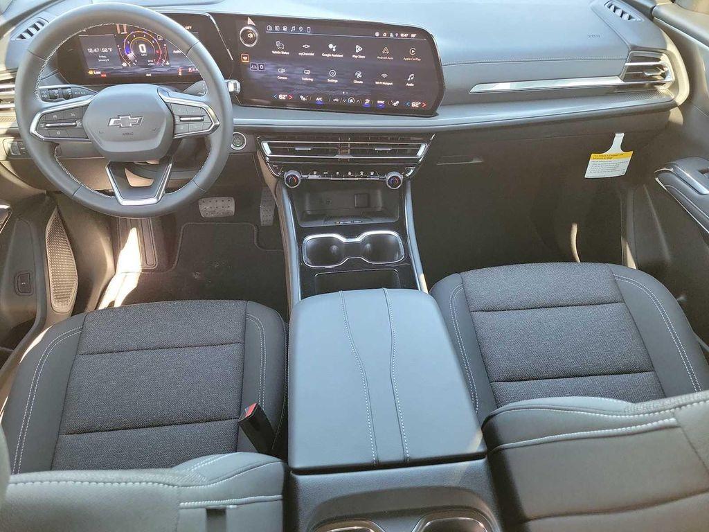 new 2026 Chevrolet Traverse car, priced at $46,205