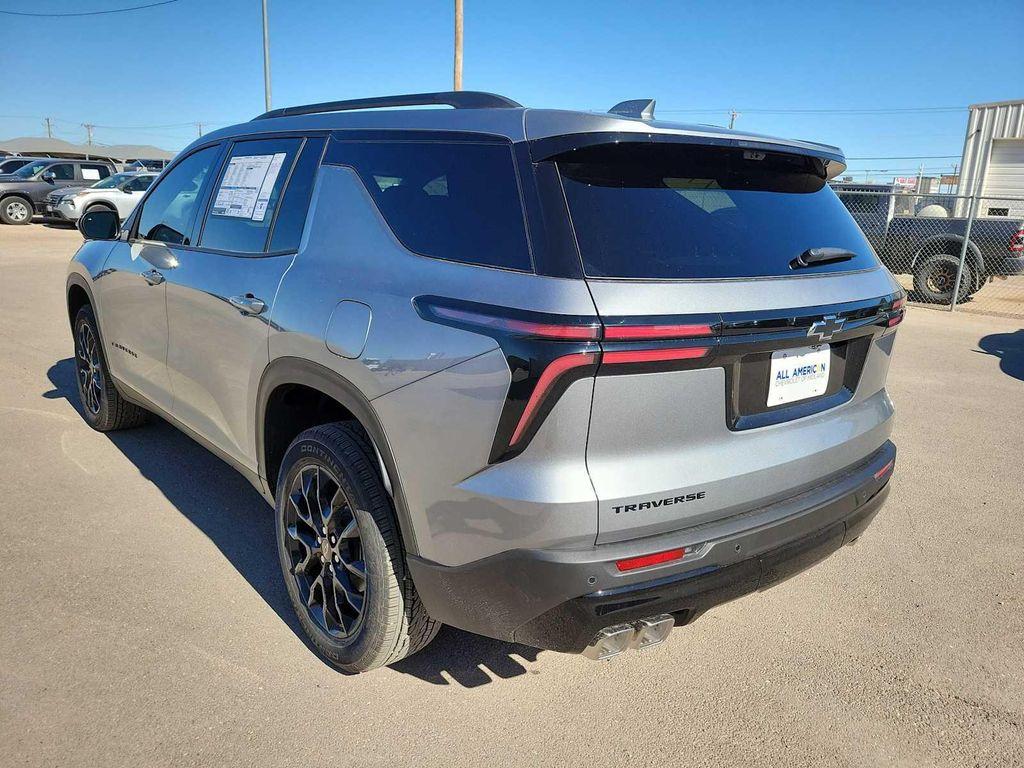 new 2026 Chevrolet Traverse car, priced at $46,205