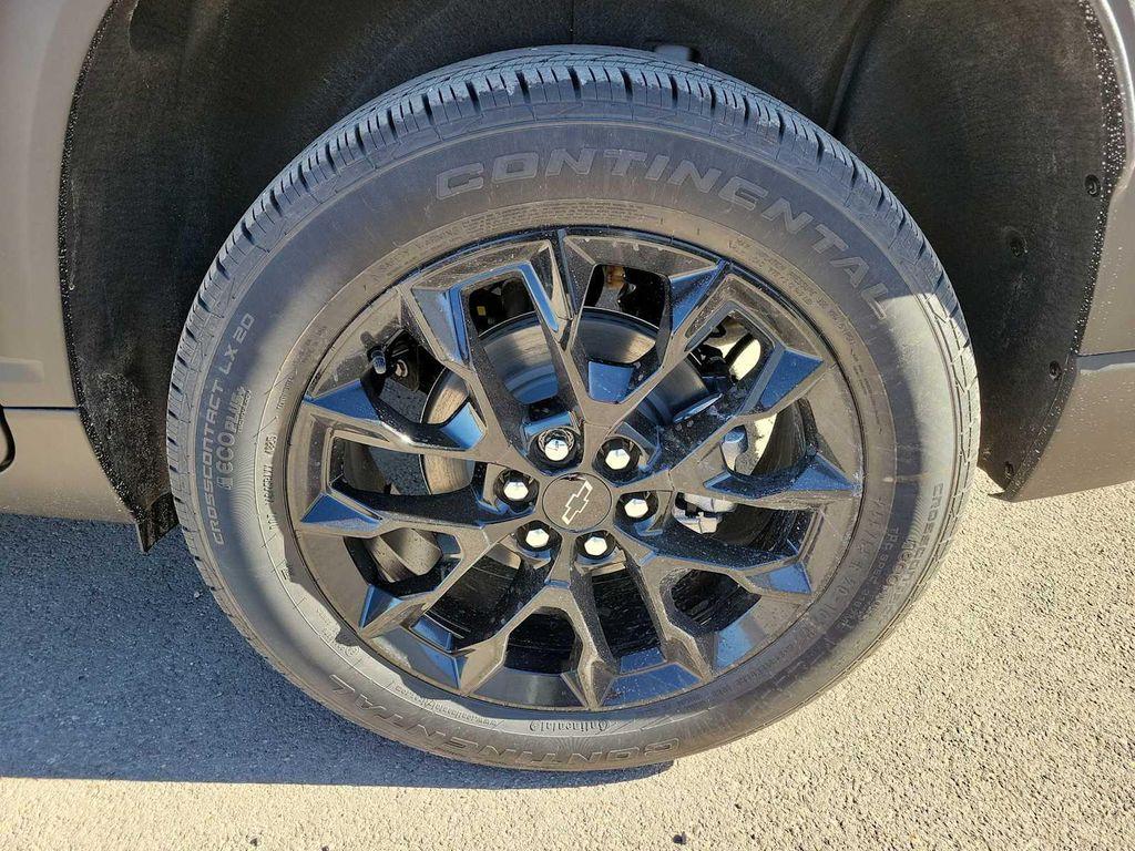 new 2026 Chevrolet Traverse car, priced at $46,205