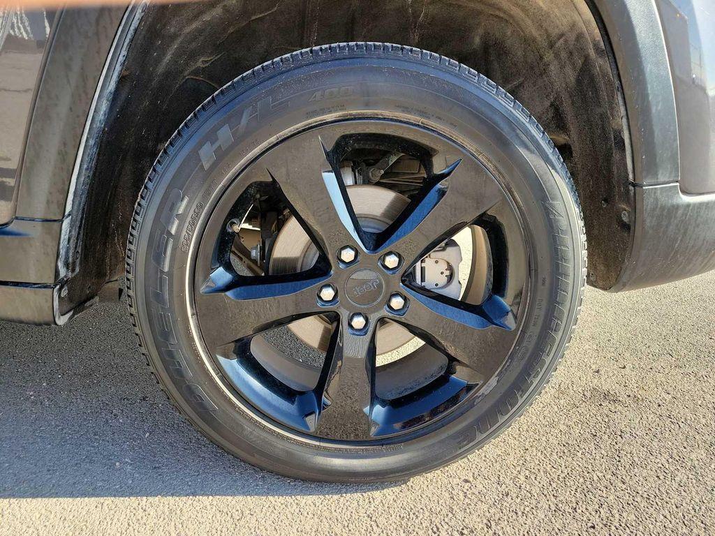 used 2023 Jeep Grand Cherokee car, priced at $30,500