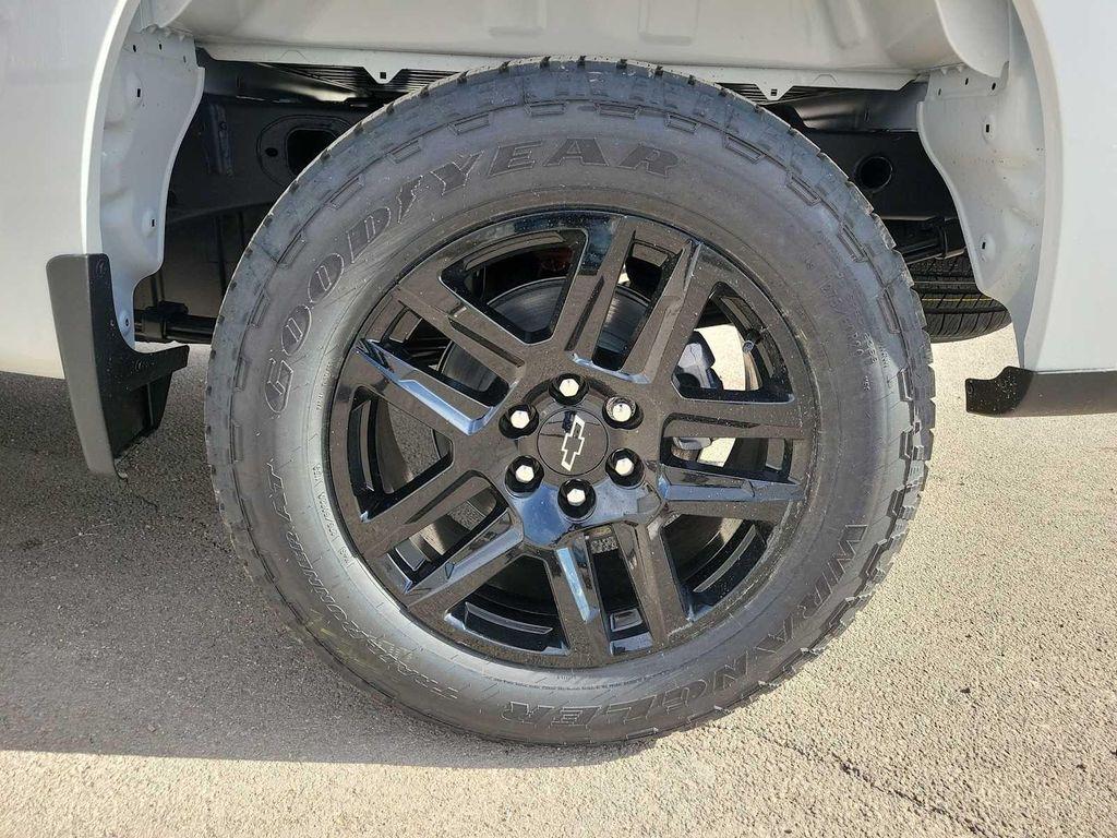 new 2026 Chevrolet Silverado 1500 car, priced at $50,305