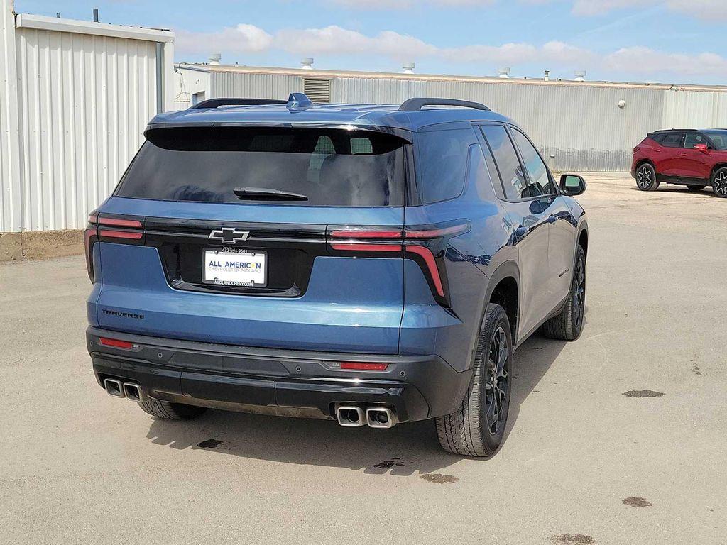 used 2025 Chevrolet Traverse car, priced at $41,995
