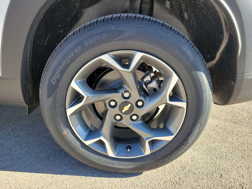 new 2026 Chevrolet Trax car, priced at $25,090