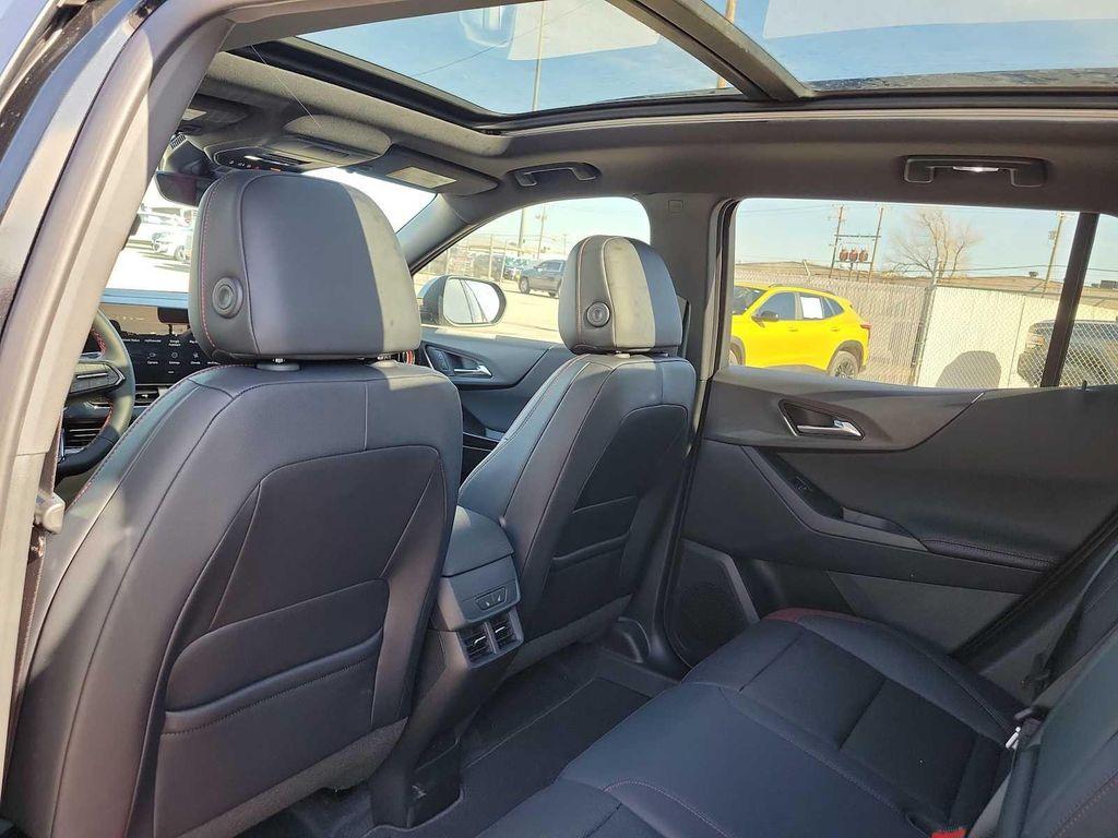 new 2026 Chevrolet Equinox car, priced at $40,985