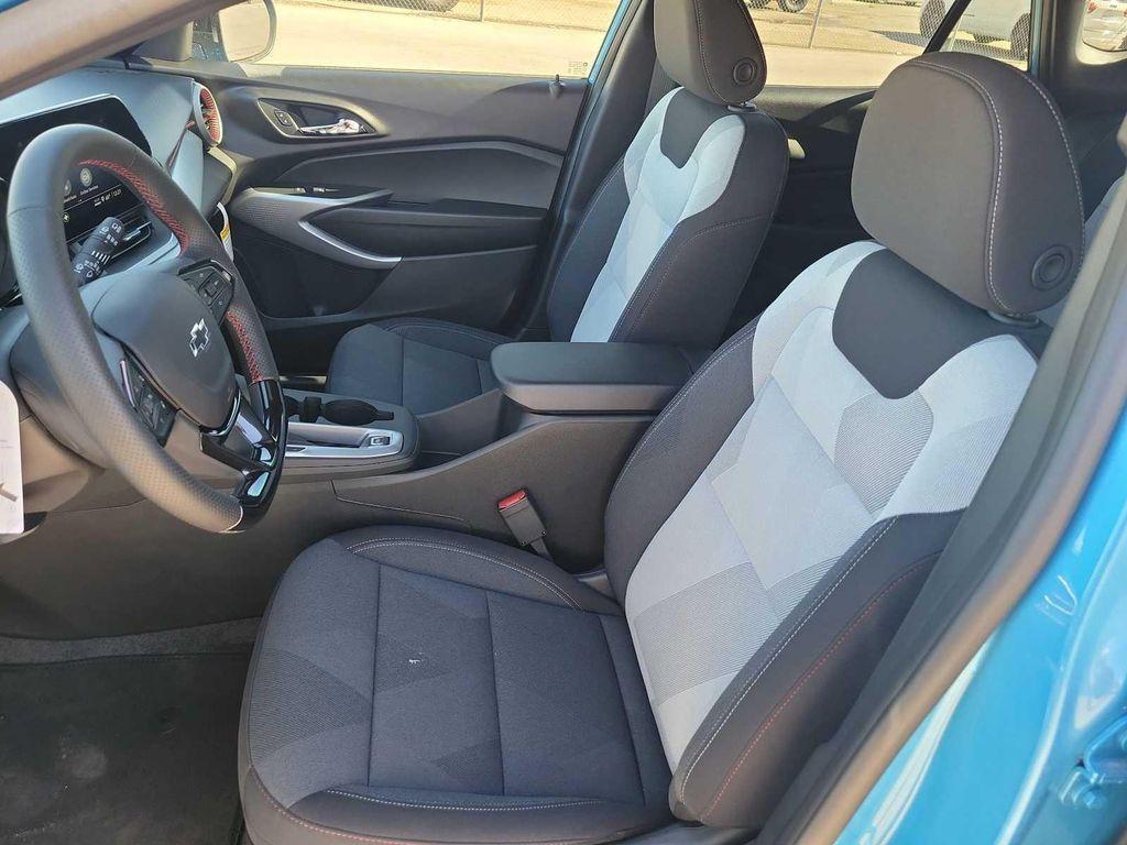 new 2026 Chevrolet Trax car, priced at $25,285