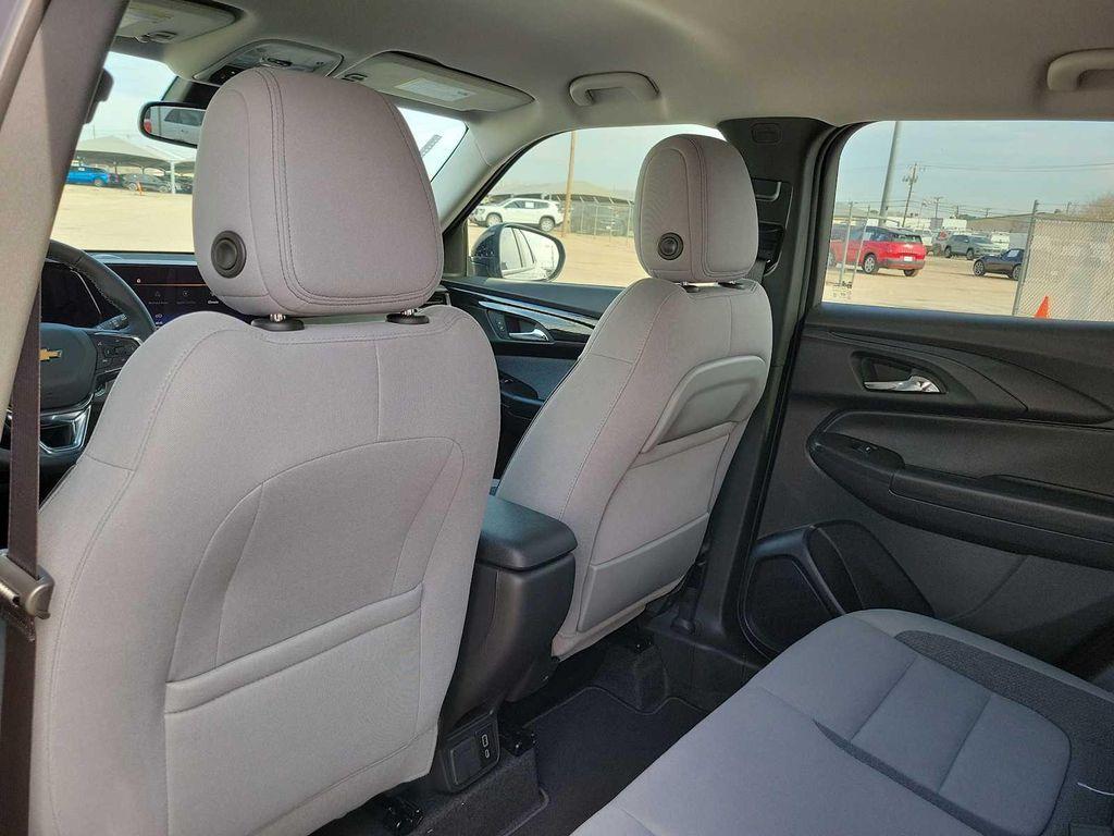 new 2026 Chevrolet TrailBlazer car, priced at $29,175