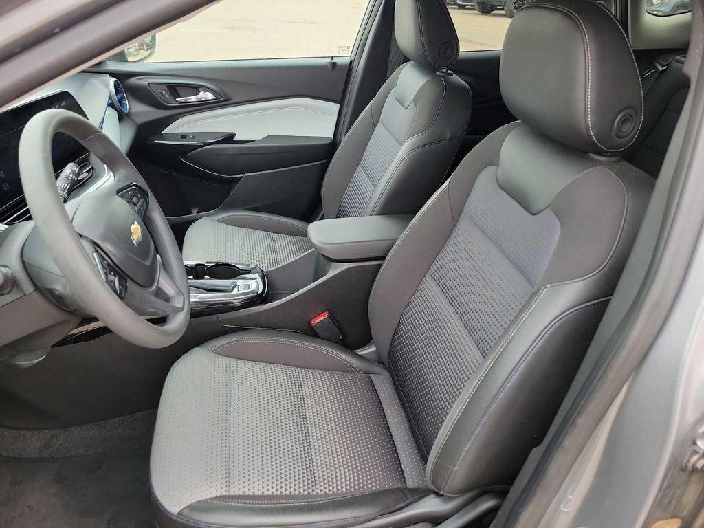 used 2025 Chevrolet Trax car, priced at $24,995