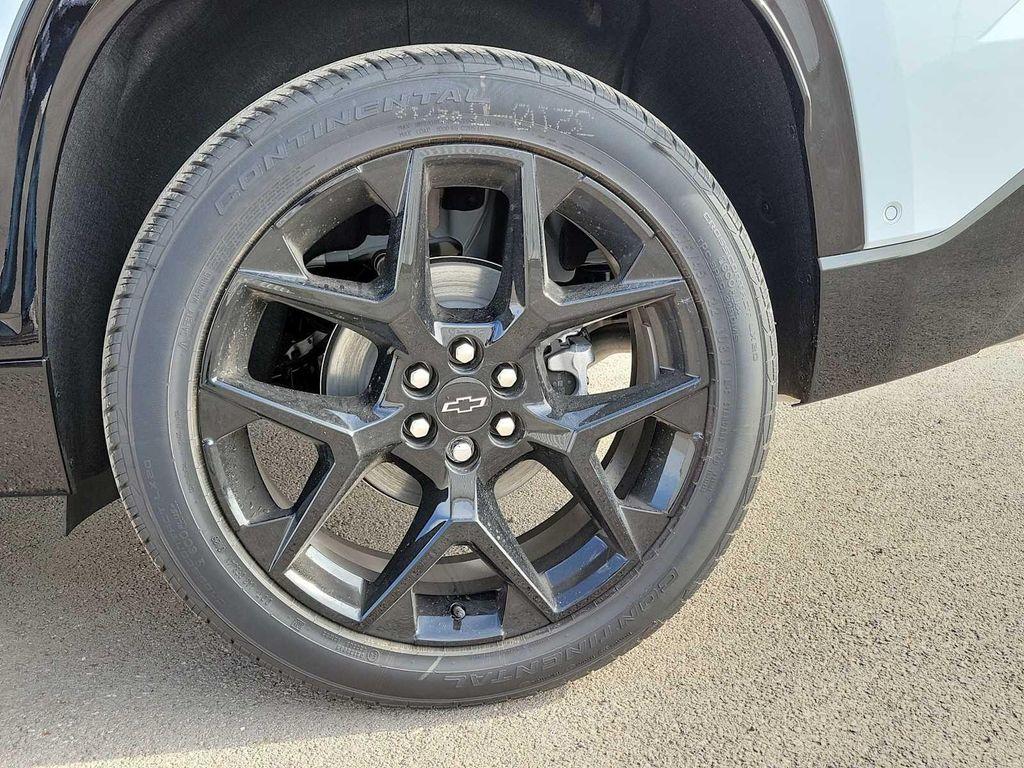 new 2026 Chevrolet Traverse car, priced at $58,890