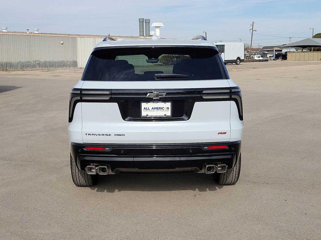 new 2026 Chevrolet Traverse car, priced at $58,890