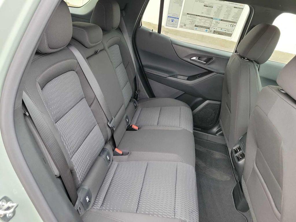 new 2026 Chevrolet Equinox car, priced at $31,740