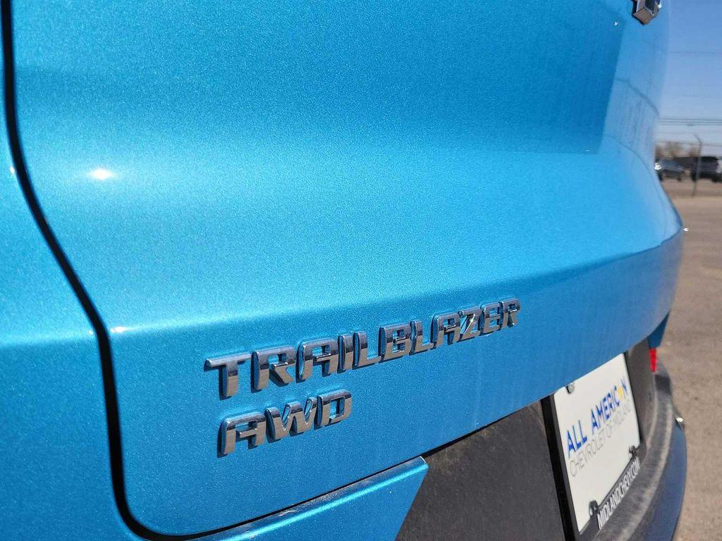 new 2026 Chevrolet TrailBlazer car, priced at $35,265
