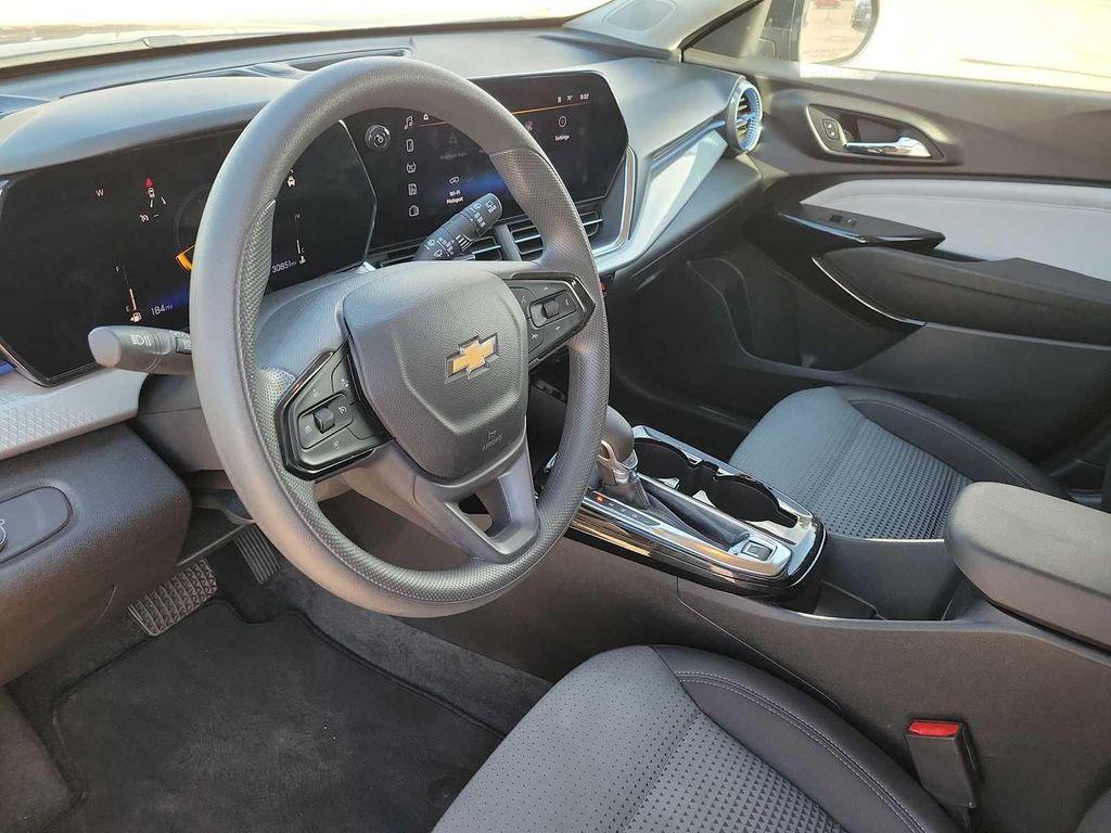 used 2025 Chevrolet Trax car, priced at $24,995