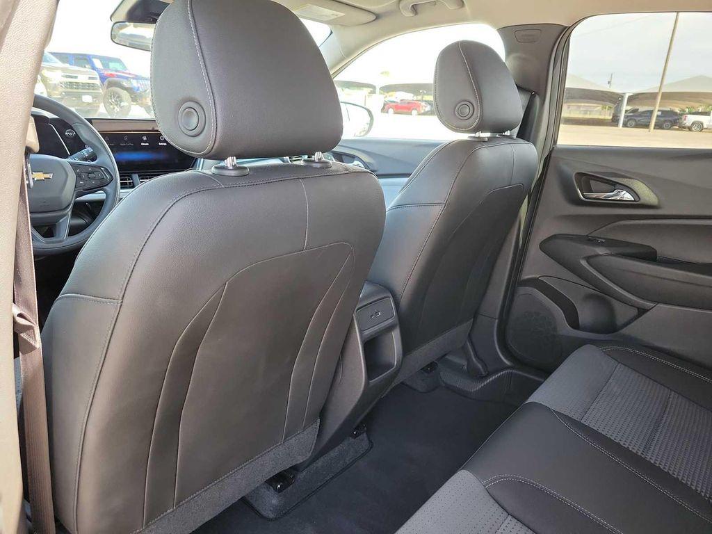 used 2025 Chevrolet Trax car, priced at $24,995