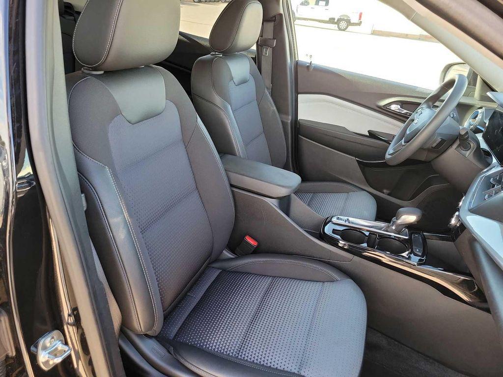 used 2025 Chevrolet Trax car, priced at $24,995