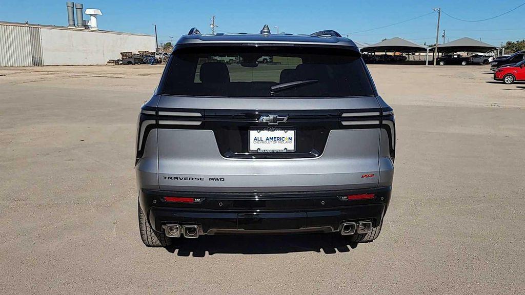 new 2026 Chevrolet Traverse car, priced at $59,470