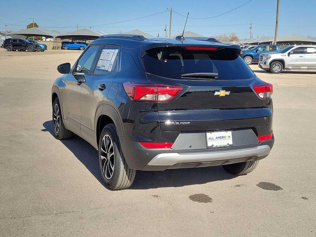new 2026 Chevrolet TrailBlazer car, priced at $30,670
