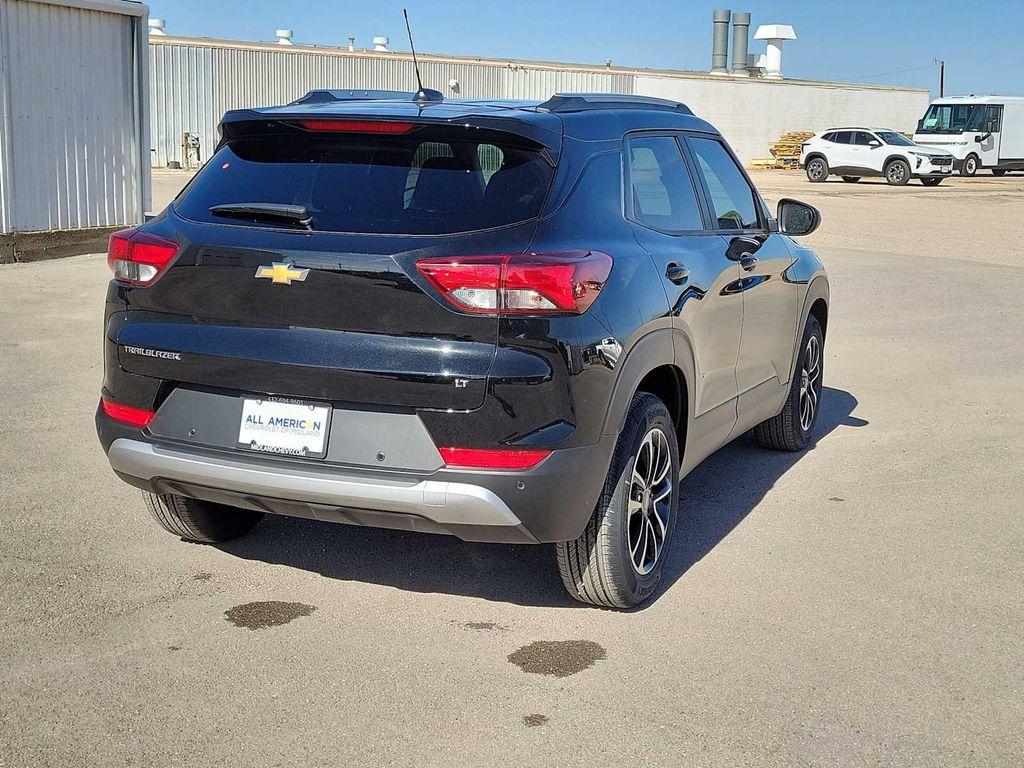 new 2026 Chevrolet TrailBlazer car, priced at $30,670