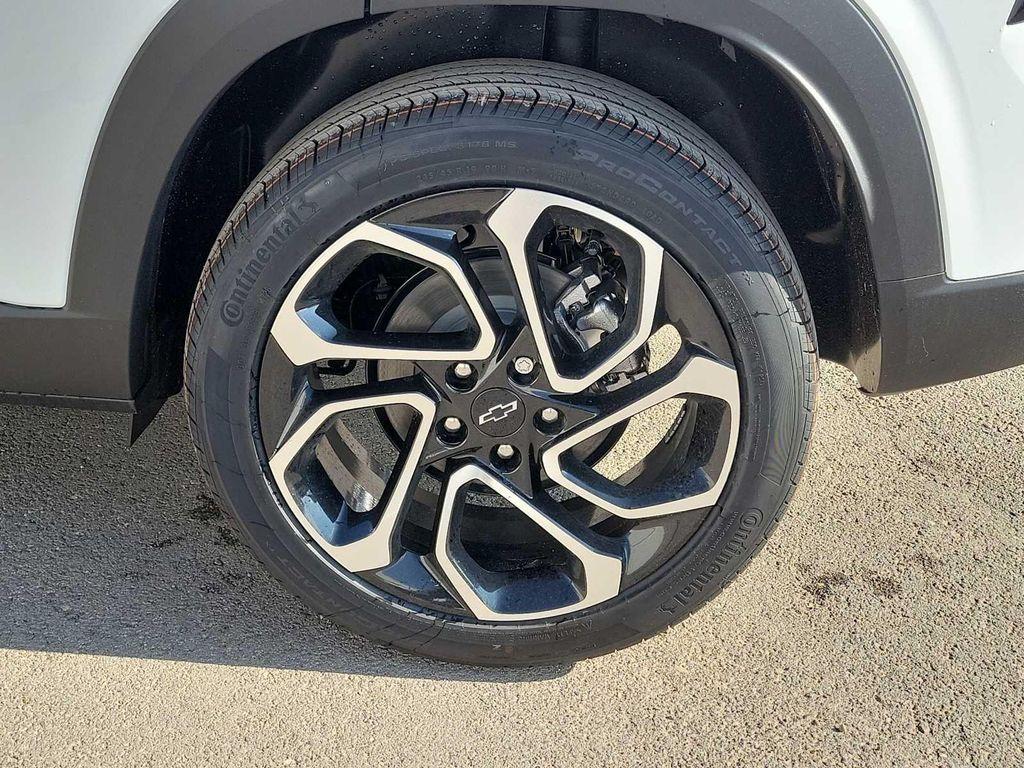 new 2026 Chevrolet Trax car, priced at $28,385