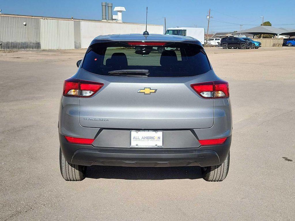 new 2026 Chevrolet TrailBlazer car, priced at $25,590