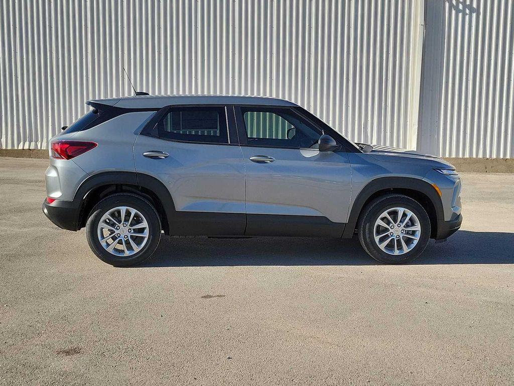 new 2026 Chevrolet TrailBlazer car, priced at $25,590