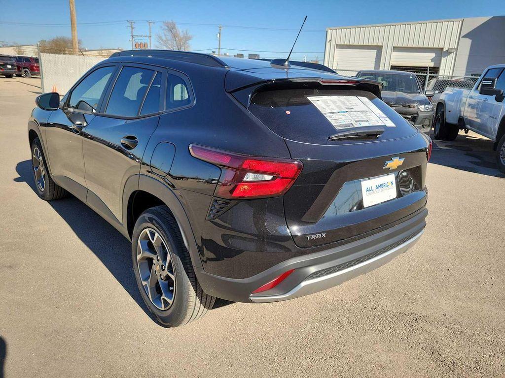 new 2026 Chevrolet Trax car, priced at $25,090