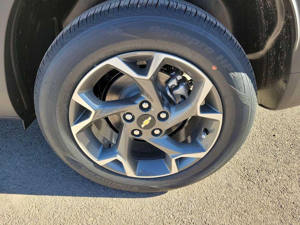 new 2026 Chevrolet Trax car, priced at $25,090