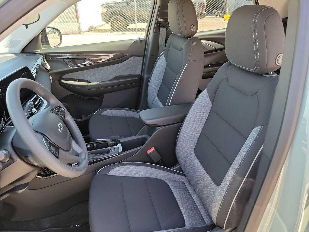 new 2026 Chevrolet TrailBlazer car, priced at $27,190
