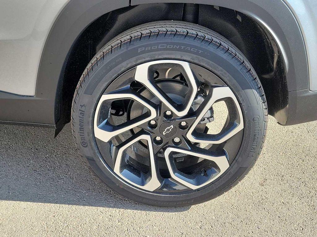 new 2026 Chevrolet Trax car, priced at $27,490