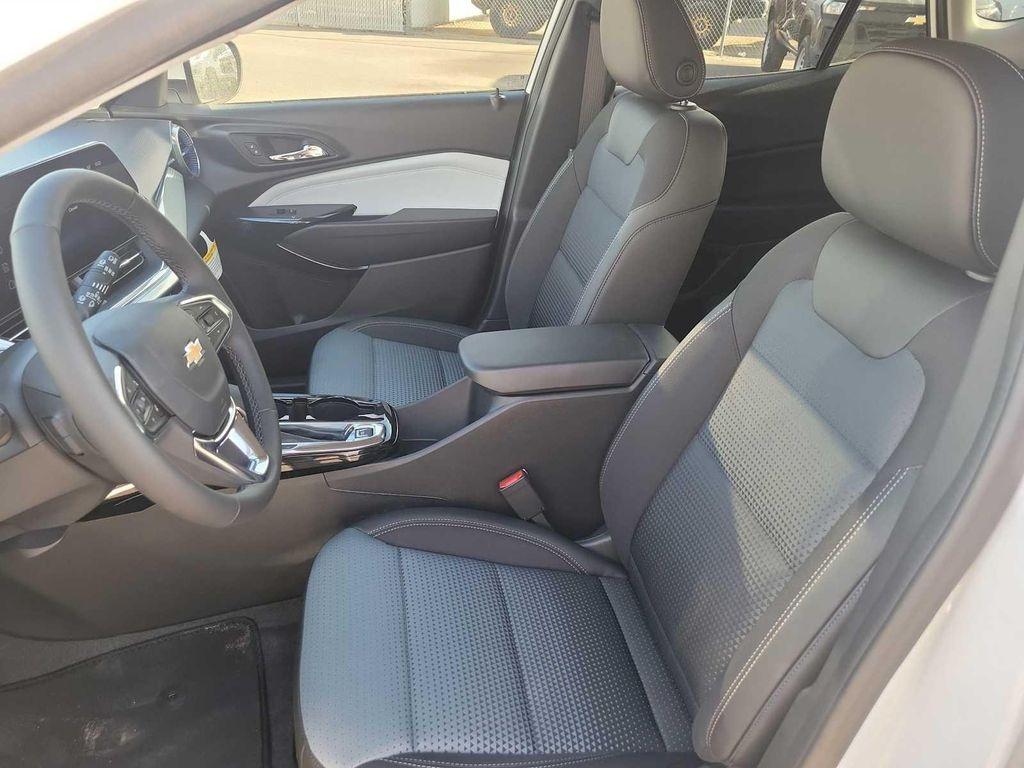 new 2026 Chevrolet Trax car, priced at $25,090