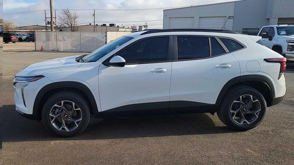 new 2026 Chevrolet Trax car, priced at $25,090