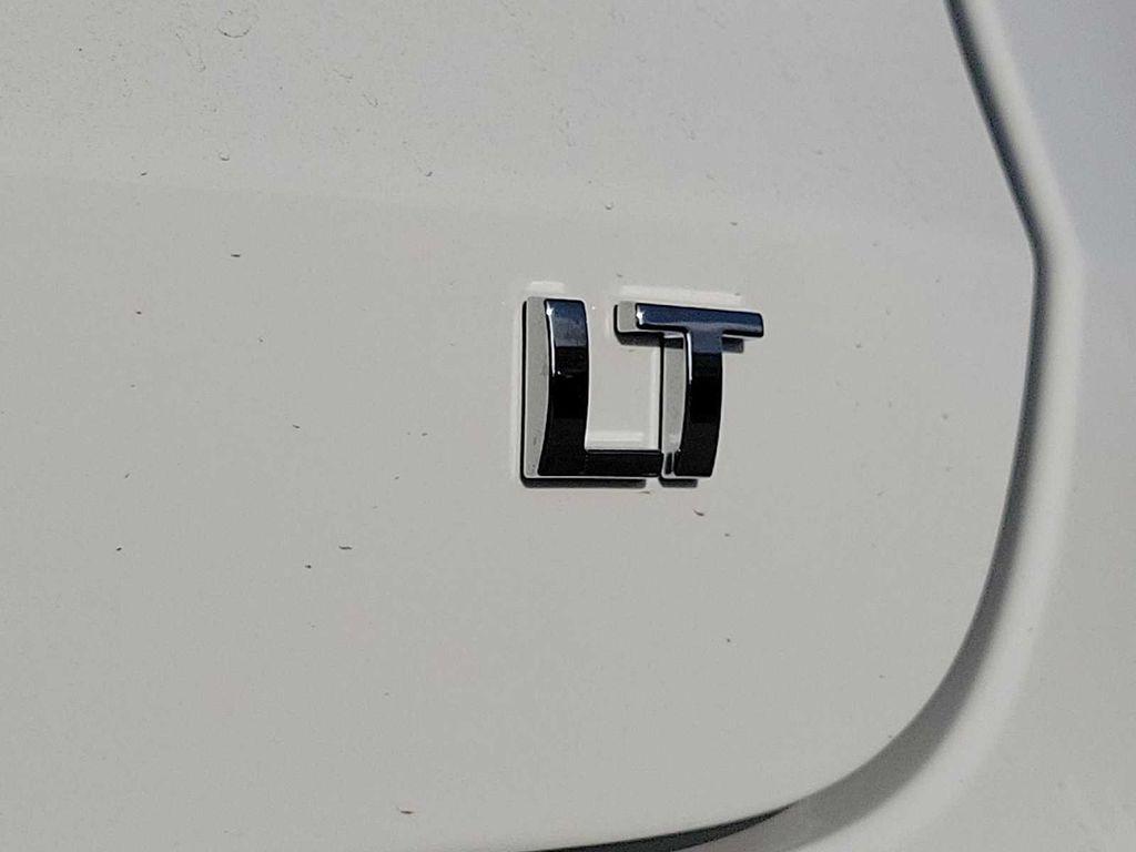 new 2026 Chevrolet Trax car, priced at $25,090