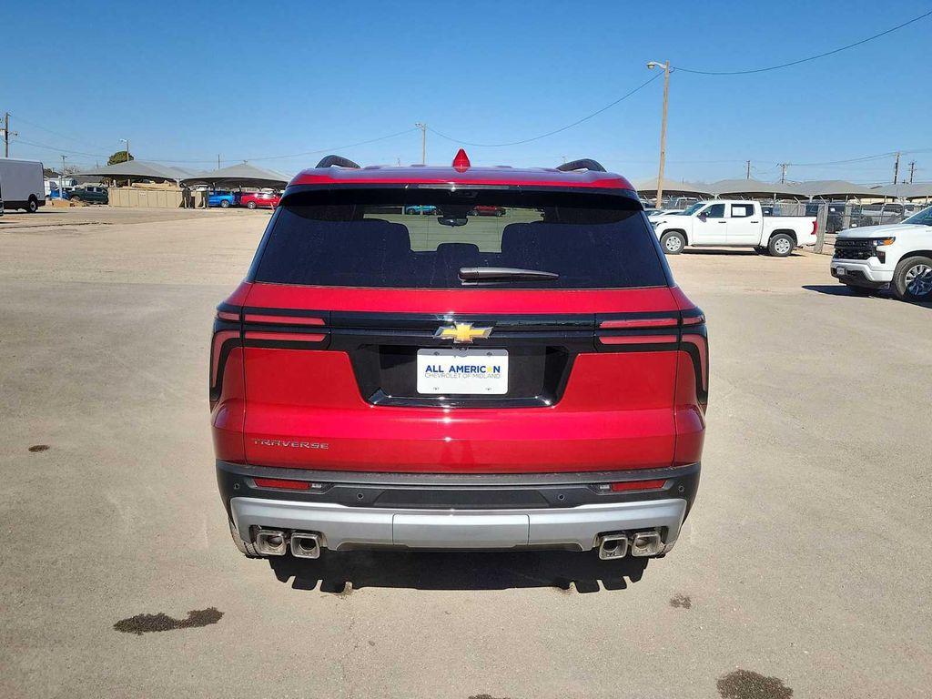 new 2026 Chevrolet Traverse car, priced at $44,515